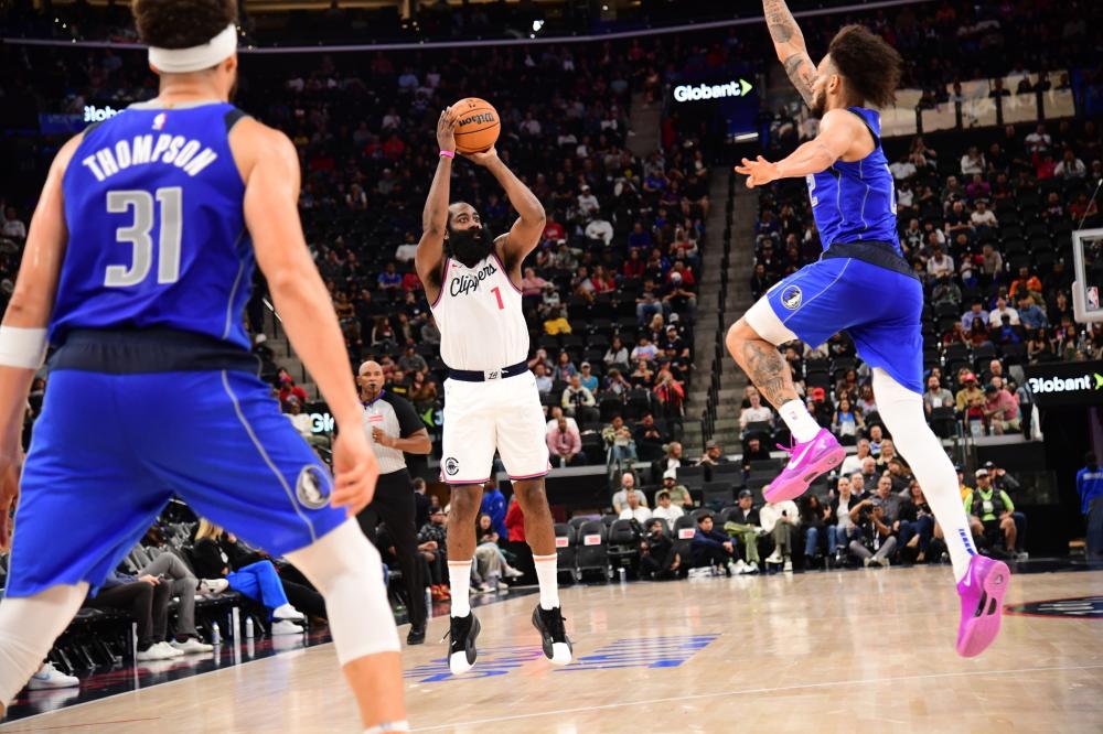 一直保持在 一直保持在